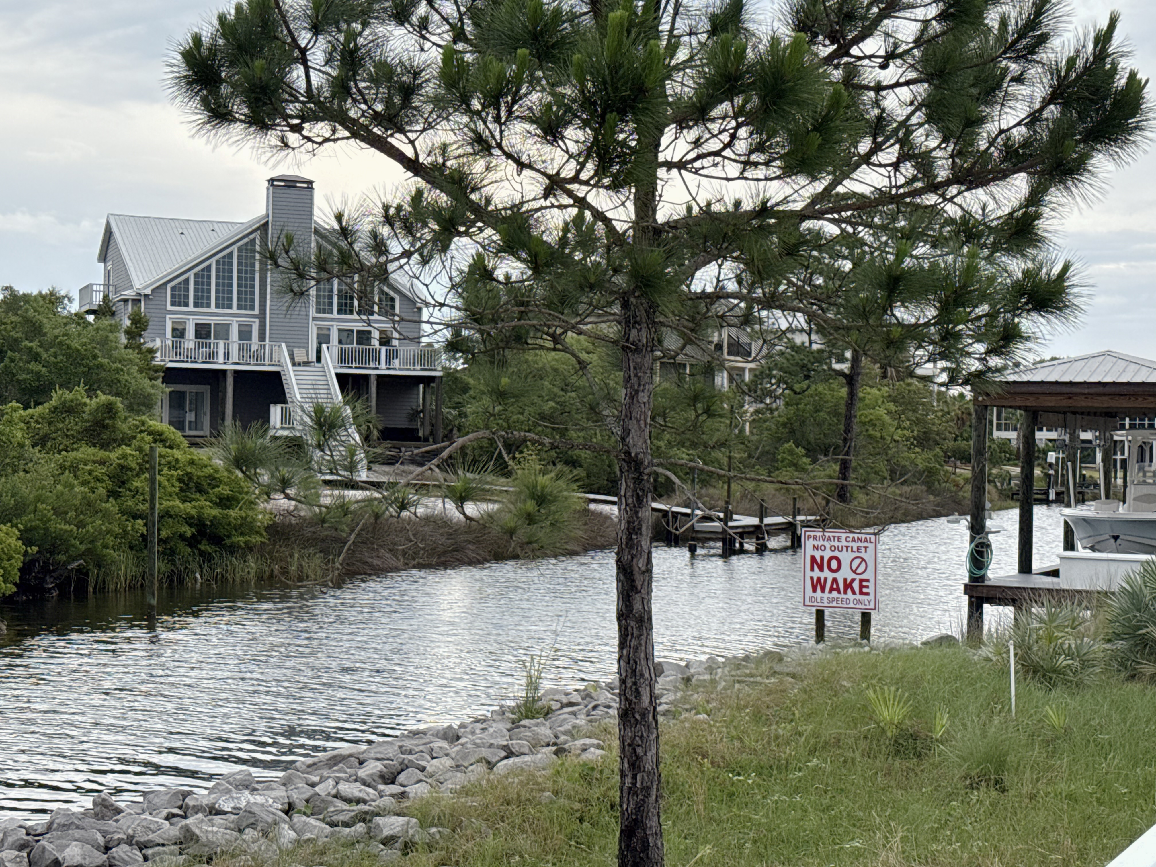 Ono Island Canal-Front Lifestyle and Homes For Sale
